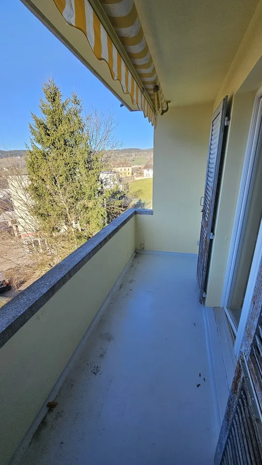 05744 - 4½-Zimmer-Wohnung 1. Miete netto angeboten - Grand-Rue 30 - Les Brenets