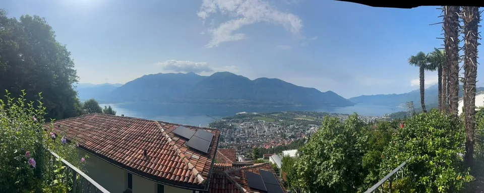 Incantevole casa unifamiliare ad Orselina con piscina e vista panoramica – foto 3 di 17