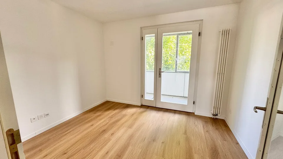 Grosszügige 4.5-Zimmer-Maisonettewohnung in Oberengstringen – sofort verfügbar!