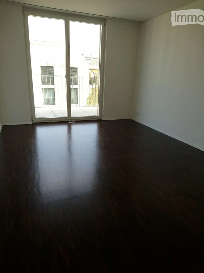 Geräumige, helle 120 m² 4.5-Zimmer-Wohnung in Zollikerberg