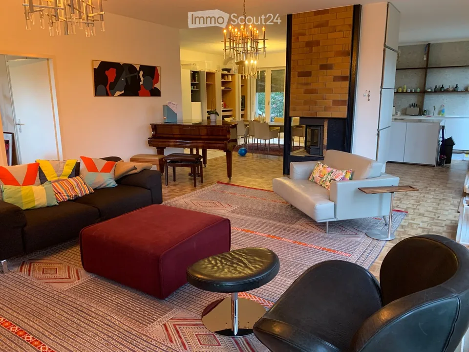 400m2 Luxury Individual Family Villa to share