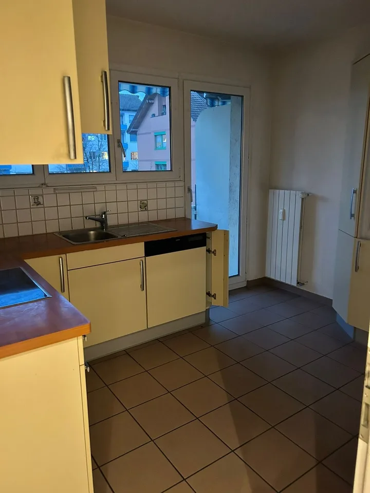 Familienfreundliche 3-Zimmerwohnung - Wird Zurzeit Saniert!