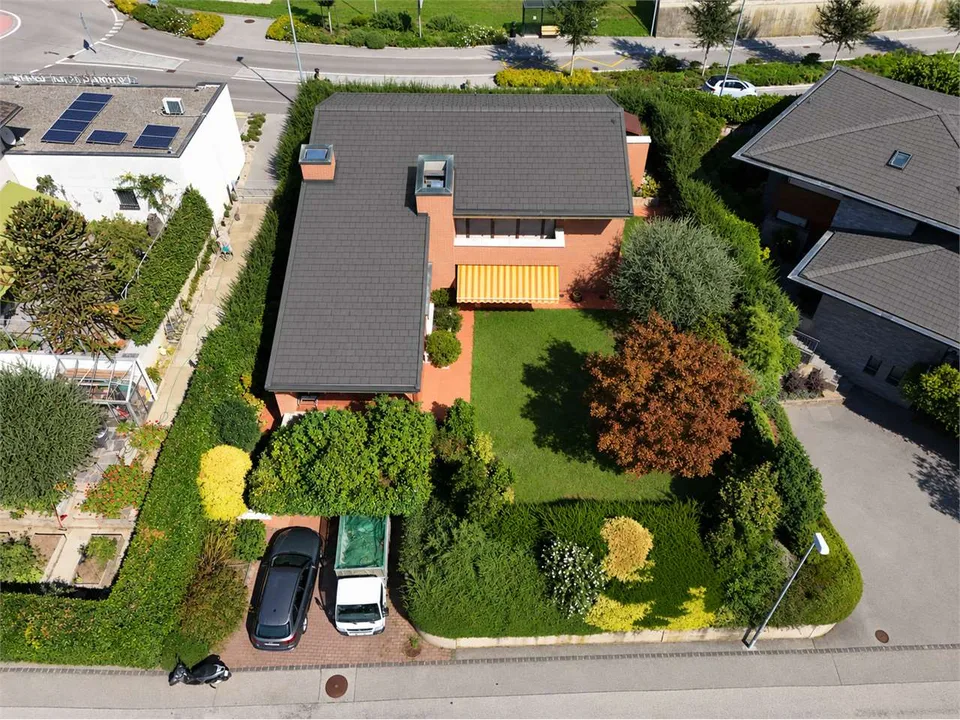 Villa mit Prestige, Privatsphäre, Garten, Möglichkeit für Swimmingpool – Foto 12 von 13