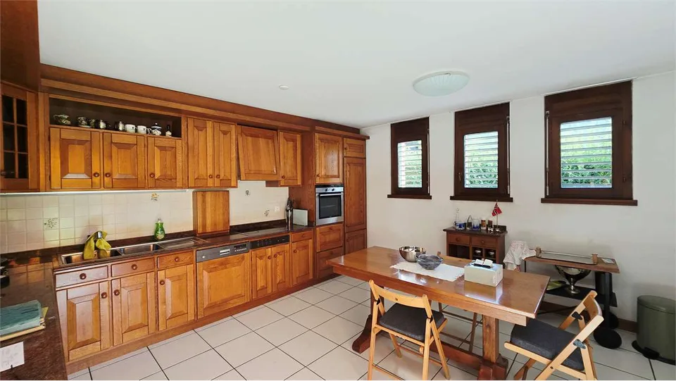 Villa mit Prestige, Privatsphäre, Garten, Möglichkeit für Swimmingpool – Foto 6 von 13