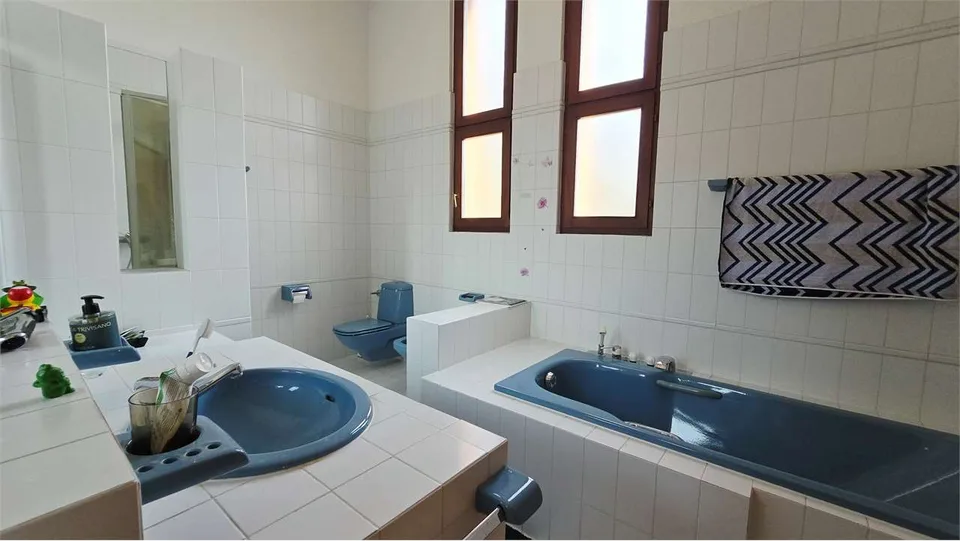Villa mit Prestige, Privatsphäre, Garten, Möglichkeit für Swimmingpool – Foto 10 von 13