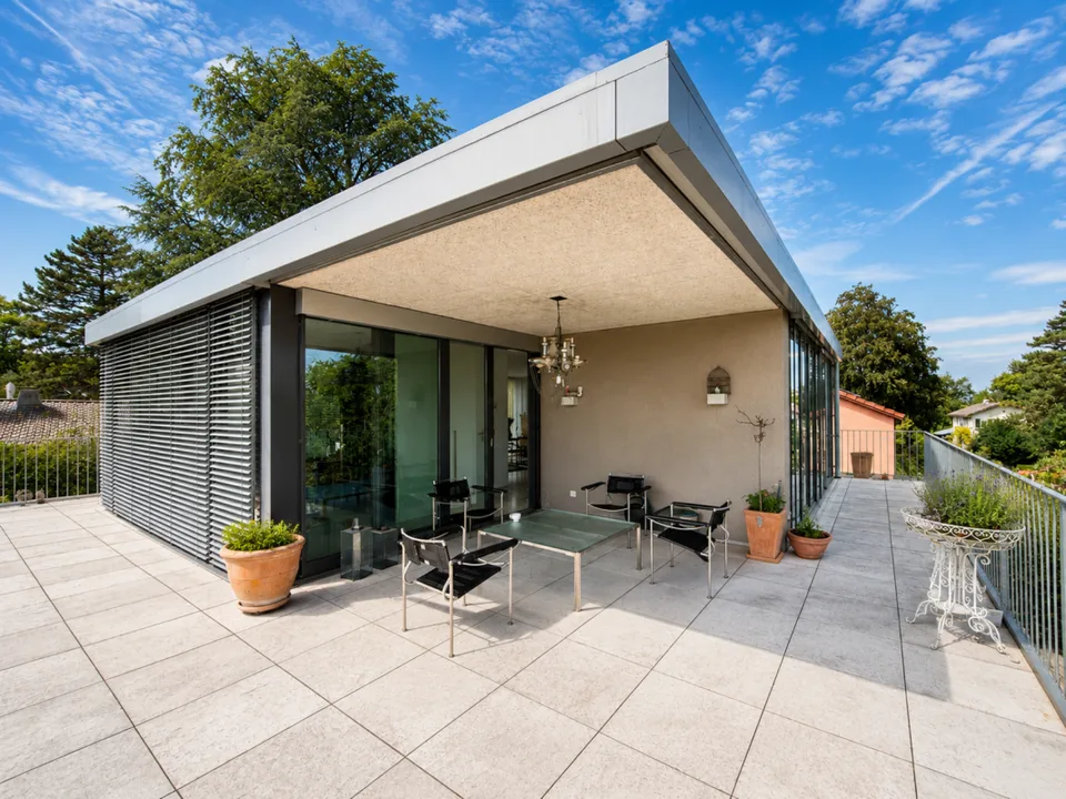 Loftartige Attikawohnung auf dem Bruderholz – Foto 3 von 14