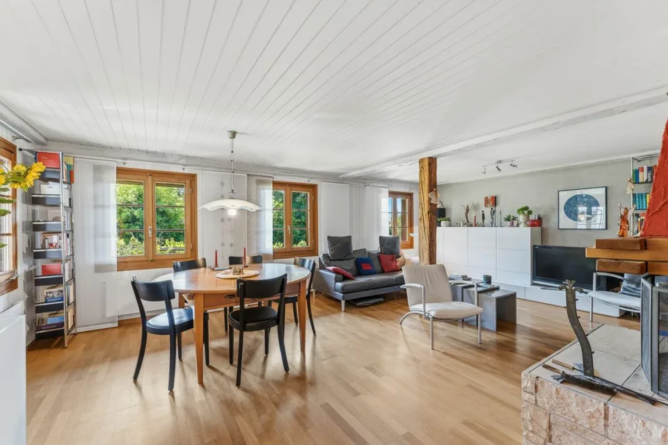 6 ZIMMER EINFAMILIENHAUS EINSEITIG ANGEBAUT – Foto 3 von 6