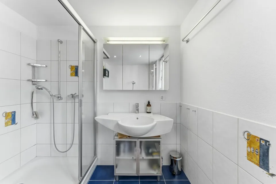 6 ZIMMER EINFAMILIENHAUS EINSEITIG ANGEBAUT – Foto 5 von 6