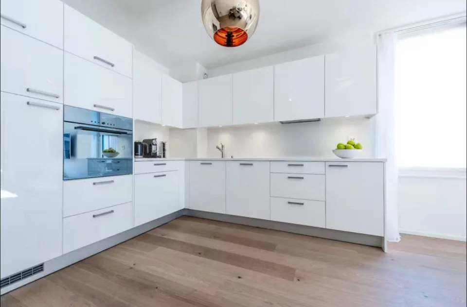 Beautiful 3.5-room apartment furnished in Montreux with lake view