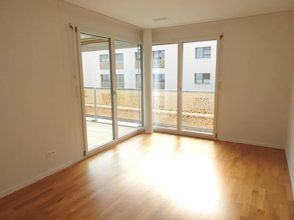 Moderne 3.5 Zimmerwohnung in der Überbauung Le Pont