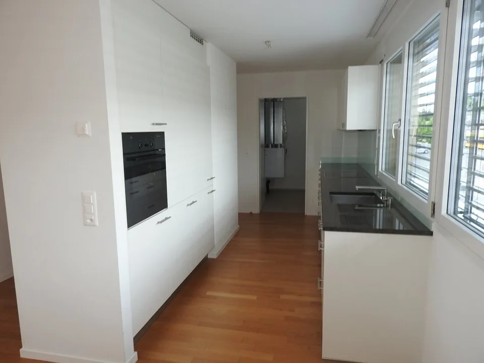 Moderne 3.5 Zimmerwohnung in der Überbauung Le Pont