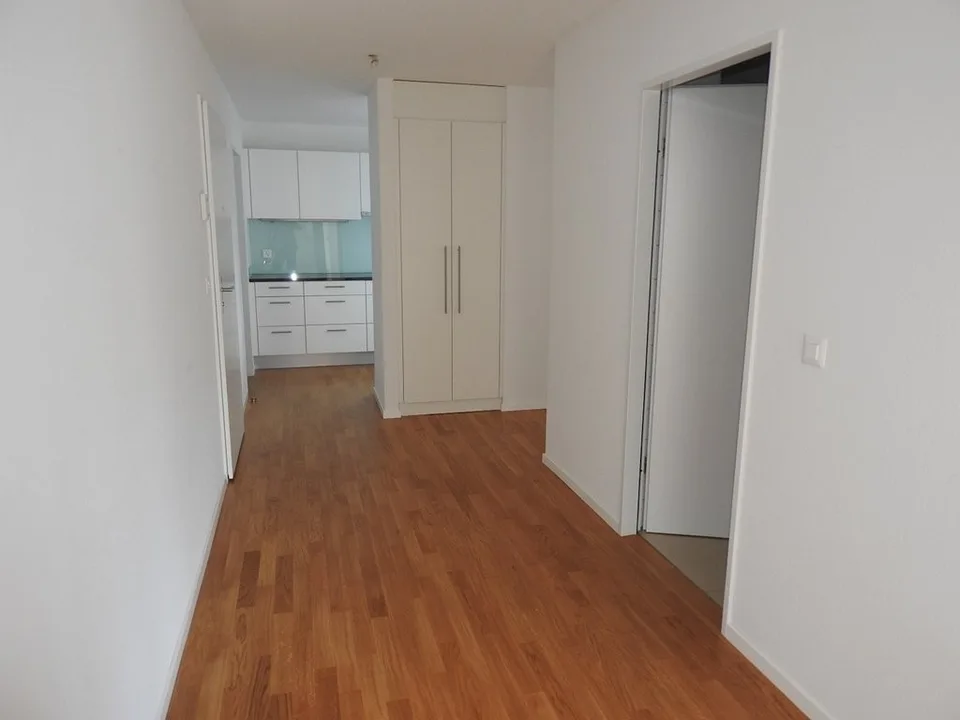 Moderne 3.5 Zimmerwohnung in der Überbauung Le Pont