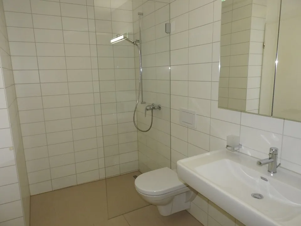Moderne 3.5 Zimmerwohnung in der Überbauung Le Pont