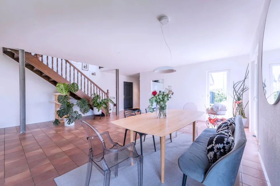 7 Zimmer Einfamilienhaus in Arnex-sur-Nyon – Foto 2 von 12