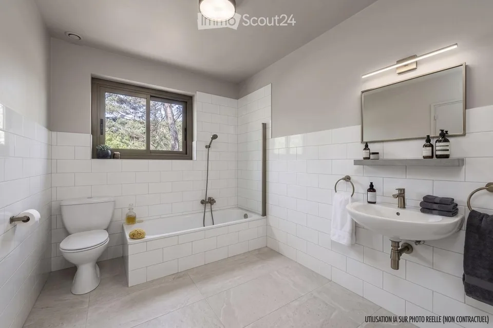 A due passi da Soral e dal confine svizzero | Bella casa familiare con terreno di 1'925 m² – foto 10 di 12