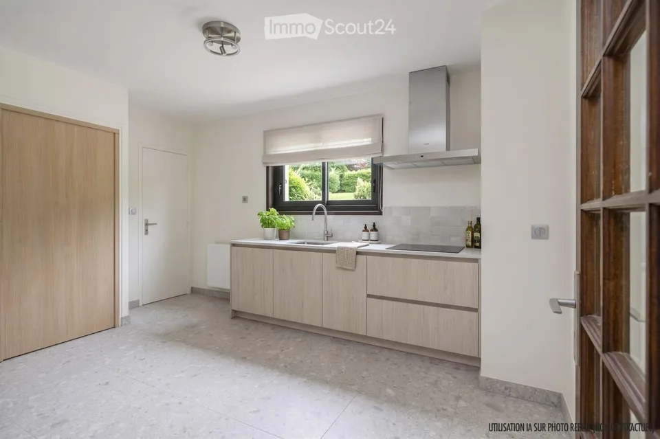 A due passi da Soral e dal confine svizzero | Bella casa familiare con terreno di 1'925 m² – foto 12 di 12