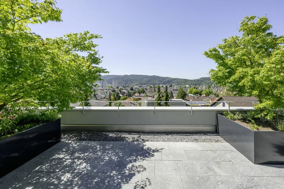 Terrassenwohnung mit Panoramablick bis in die Alpen – Foto 10 von 11