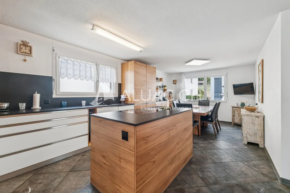 GROSSZÜGIGE WOHNUNG MIT PREMIUM-AUSBAU – Foto 4 von 13