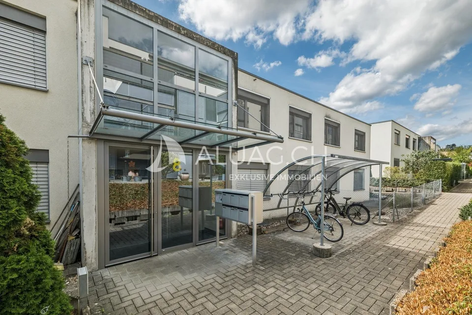 GROSSZÜGIGE WOHNUNG MIT PREMIUM-AUSBAU – Foto 2 von 13