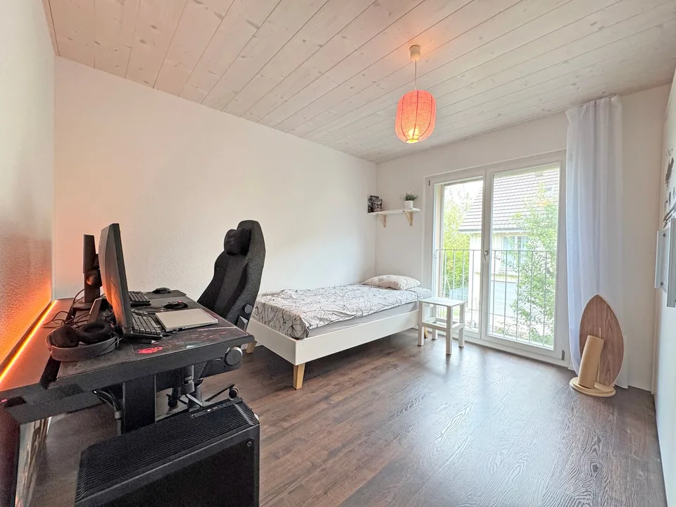 Gepflegtes 5½ Zimmer-Doppeleinfamilienhaus, in ökologischer Holzbauweise – Foto 7 von 16