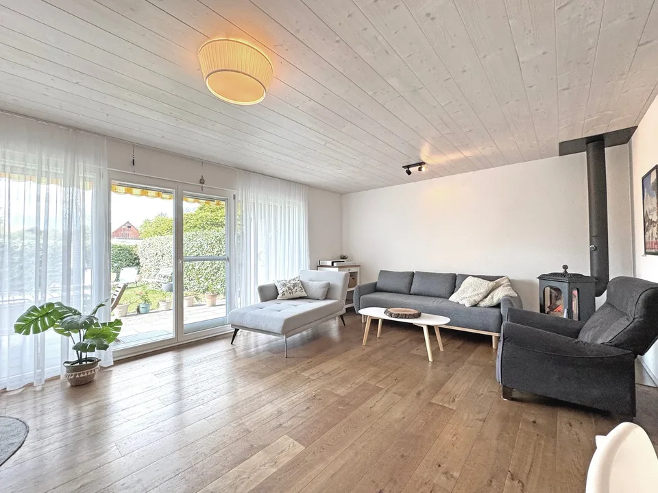 Gepflegtes 5½ Zimmer-Doppeleinfamilienhaus, in ökologischer Holzbauweise – Foto 4 von 16