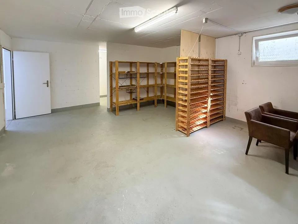 Exklusive 4.5-Zimmer-Gartenwohnung mit vier Parkplätzen, Cheminée und Sauna – Foto 16 von 20