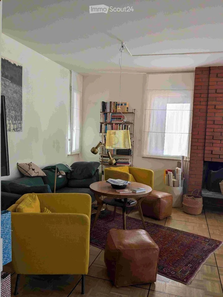 Room for rent FROM NOW UNTIL 9 OCTOBER – photo 8 of 13