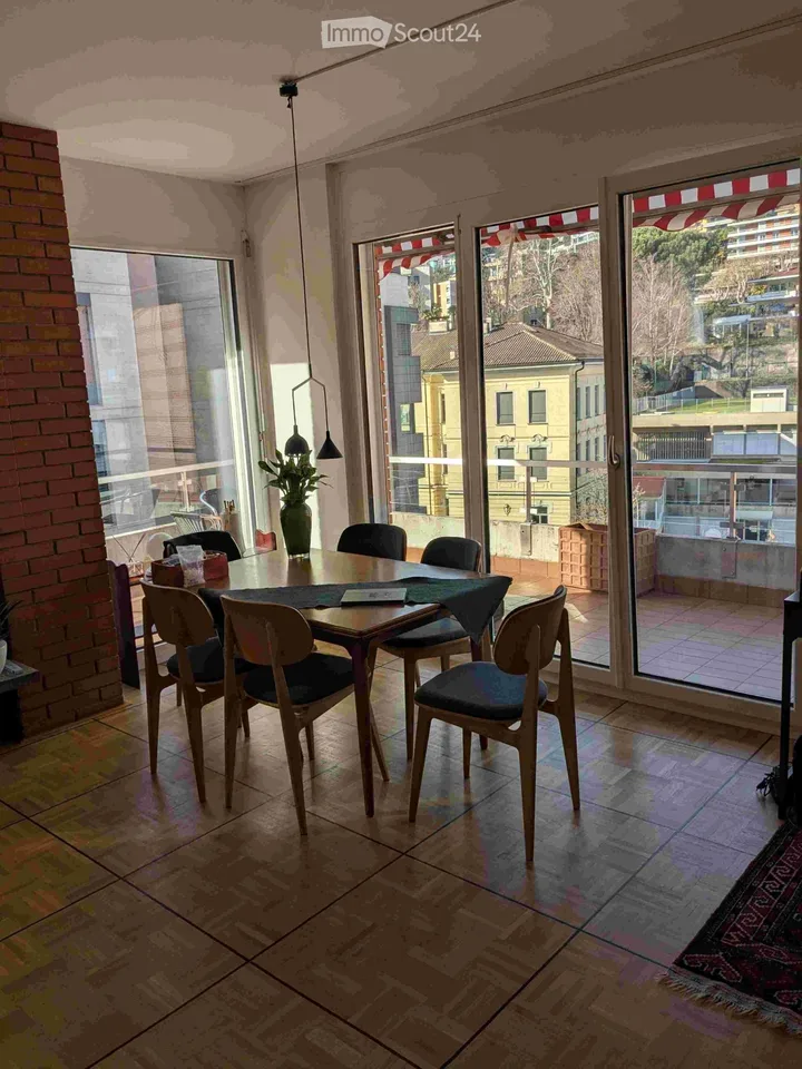 Room for rent FROM NOW UNTIL 9 OCTOBER – photo 9 of 13