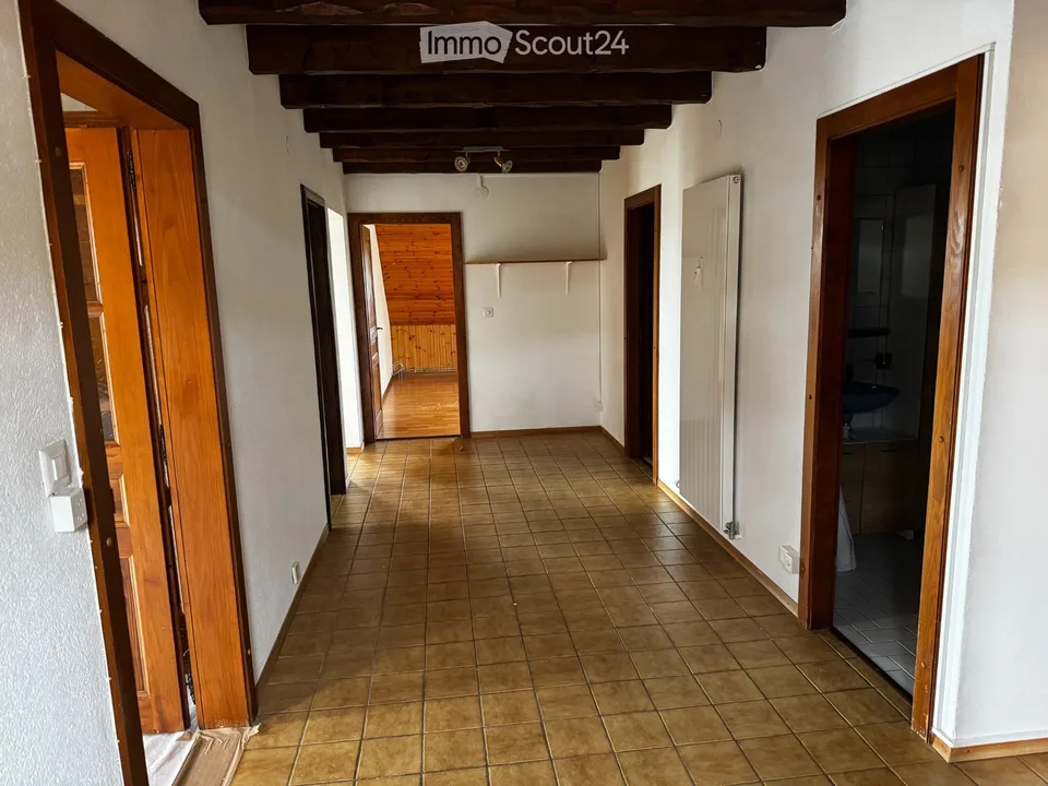 For rent in Poliez-Pittet 4.5 rooms with fireplace and balcony