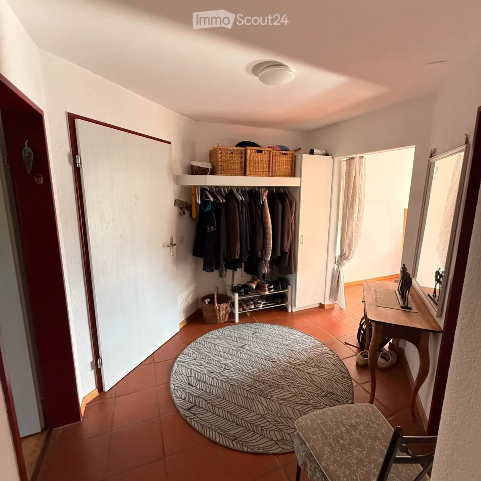 Bright 4.5-room apartment with a view in Lamboing