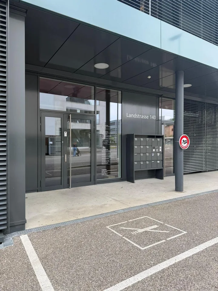 Espace de bureau sur Landstrasse à Spreitenbach – disponible immédiatement – photo 8 sur 10