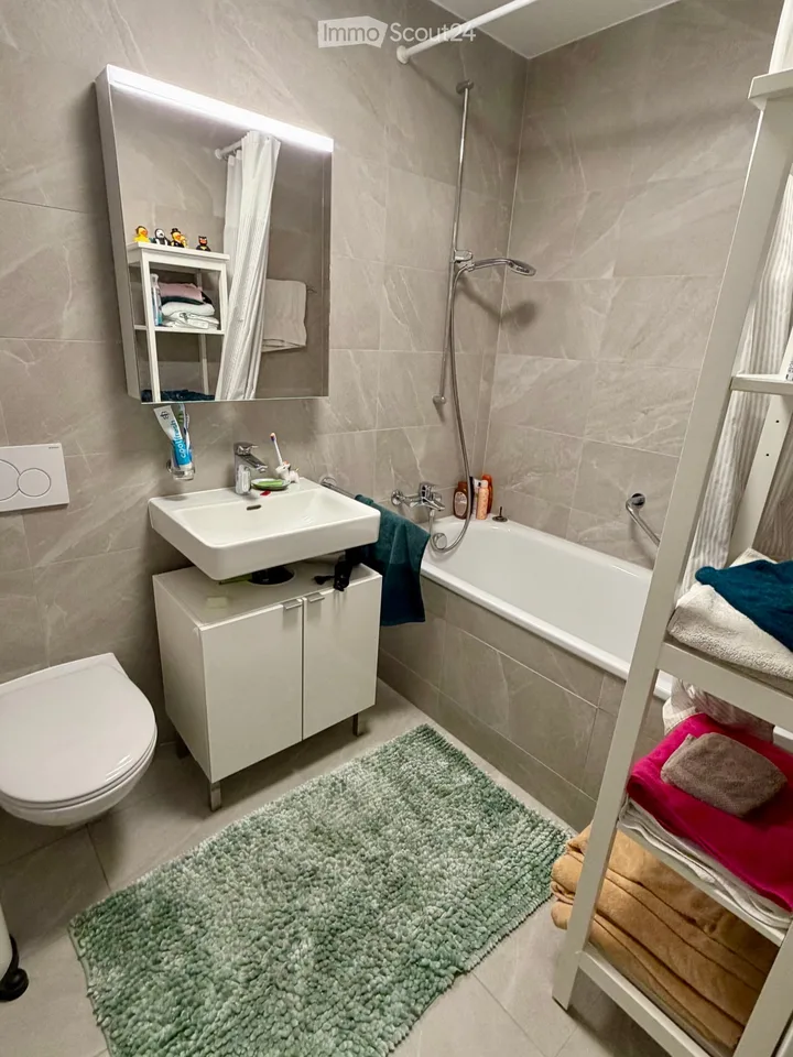 Wohnung Minergie mit 4,5 Zimmern zur Miete in Préverenges