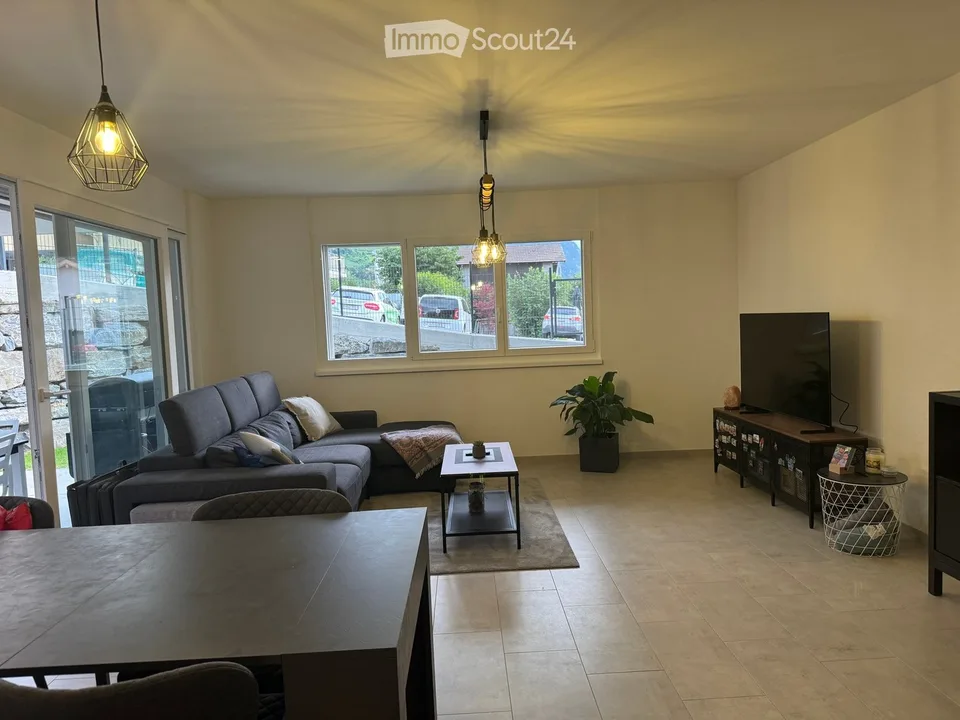 Geräumige 2.5-Zimmer-Wohnung, unmöbliert