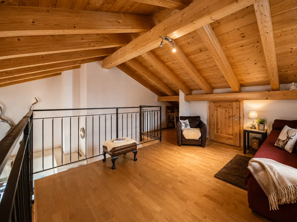 Alpiner Wohntraum mit Galerie und einzigartigem Panorama – Foto 6 von 6