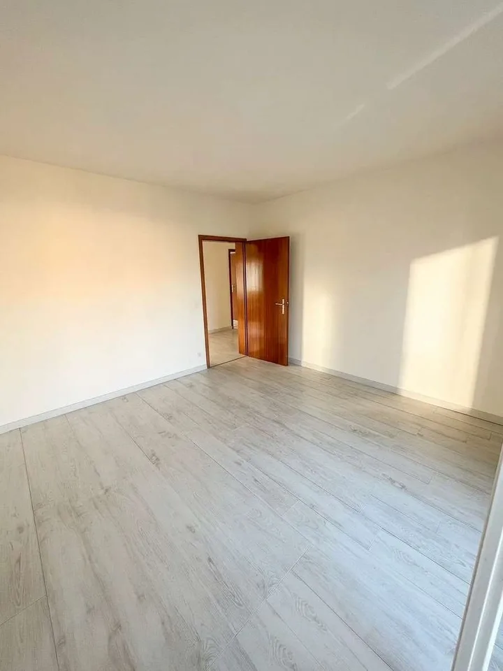 Verkauf von hellem 3.5-Zimmer-Wohnung in Breganzona – Foto 7 von 9