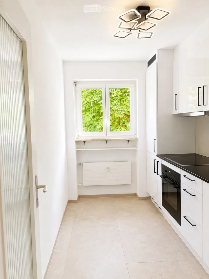 Disponible immédiatement ! Appartement spacieux 3,5 pièces avec jardin