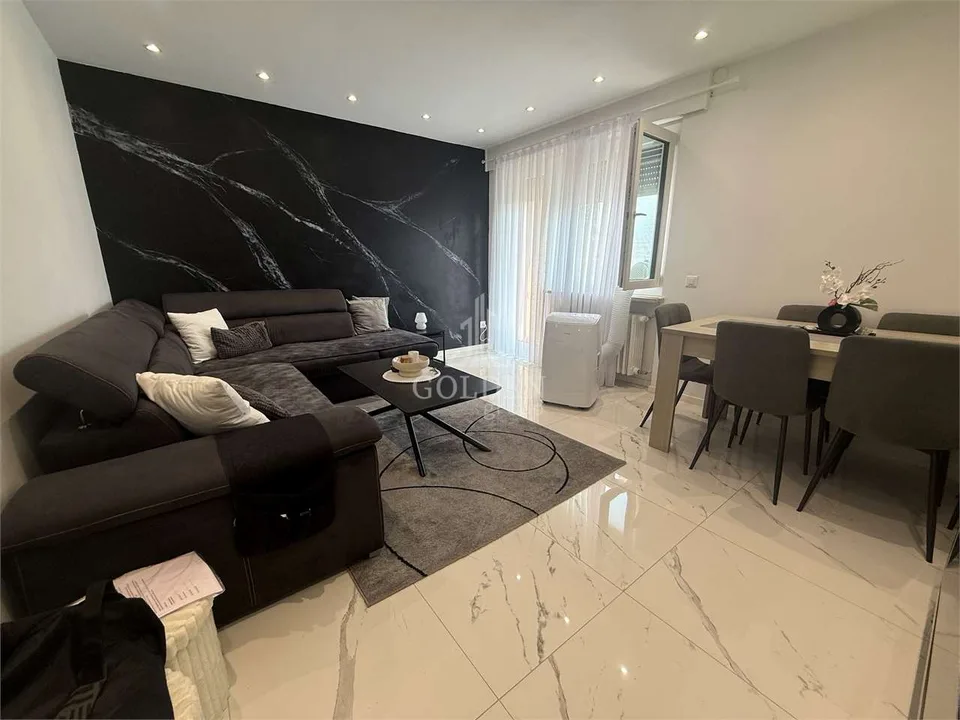 Appartamento 3.5 locali ristrutturato con balcone