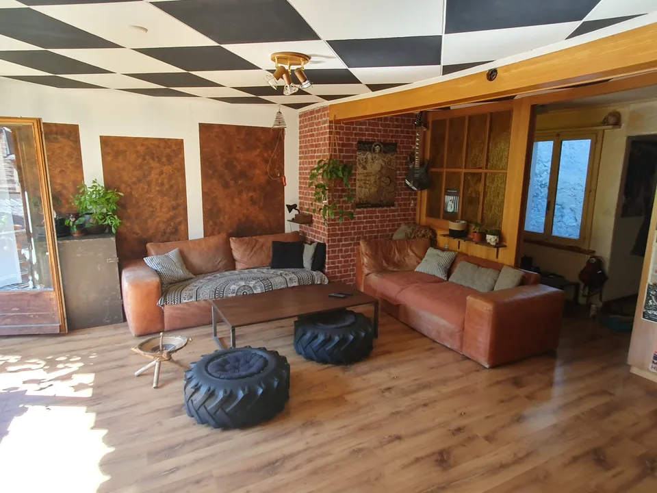 Room in shared flat in Leuk Stadt