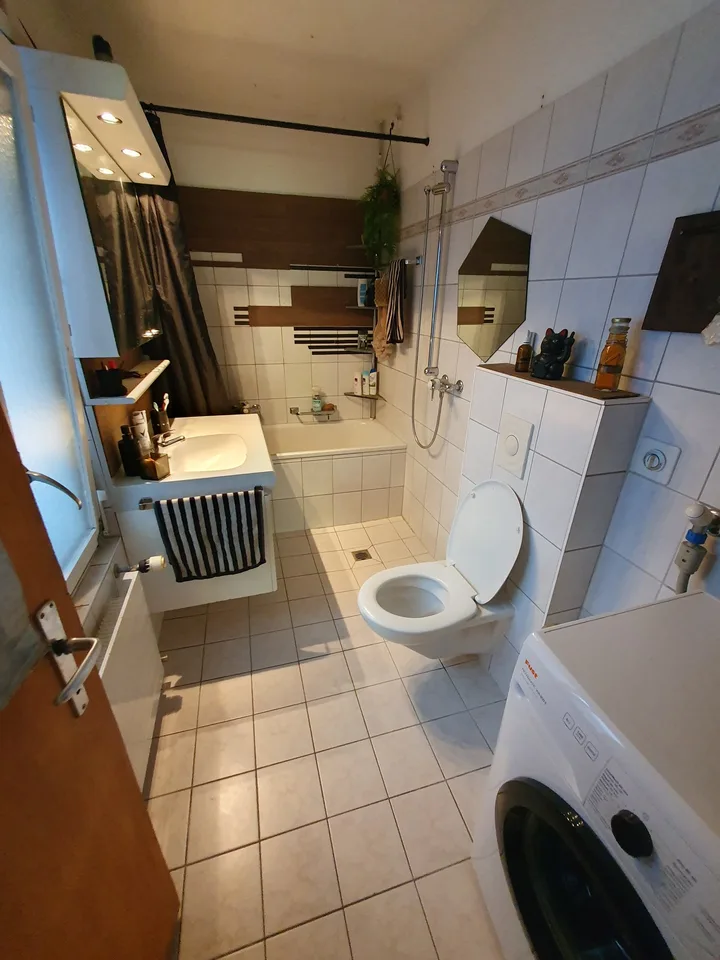 Room in shared flat in Leuk Stadt