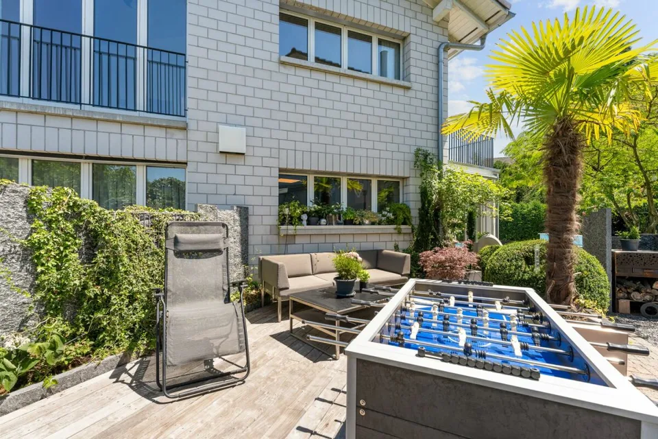 Modern. Spacious. Unique. 7½-room single-family house with pool – photo 6 of 20