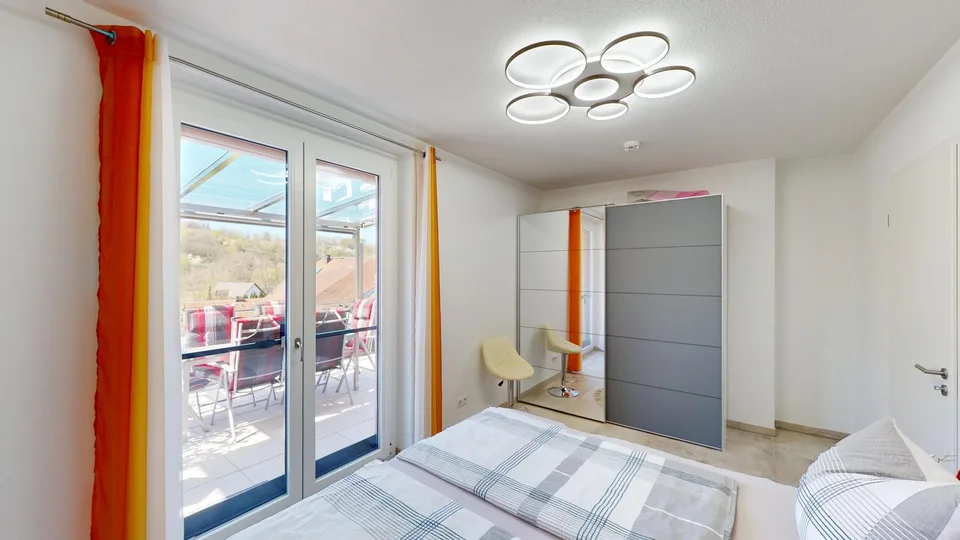 PENTHOUSE ESCLUSIVO A WEHR CON GRANDE TERRAZZA SULLA COPERTURA E VISTA PANORAMICA – foto 10 di 12