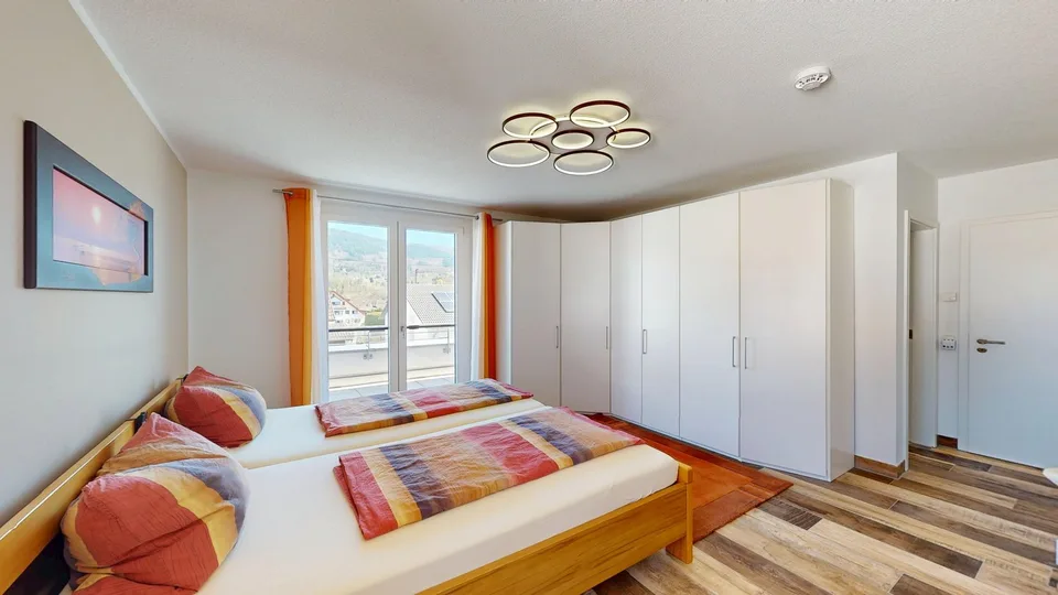 PENTHOUSE ESCLUSIVO A WEHR CON GRANDE TERRAZZA SULLA COPERTURA E VISTA PANORAMICA – foto 7 di 12