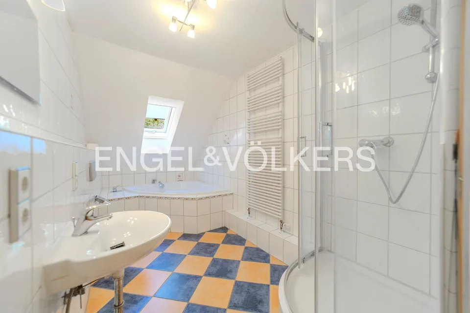 Réservé : appartement au dernier étage avec 3 pièces – photo 5 sur 9