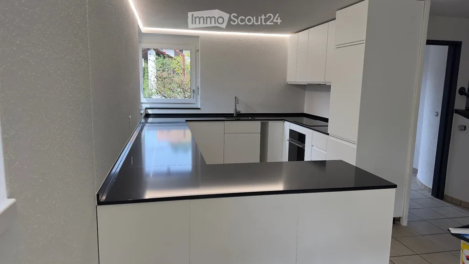 Neu Renoviertes EFH mit Garten & viel Wohnkomfort in Rafz