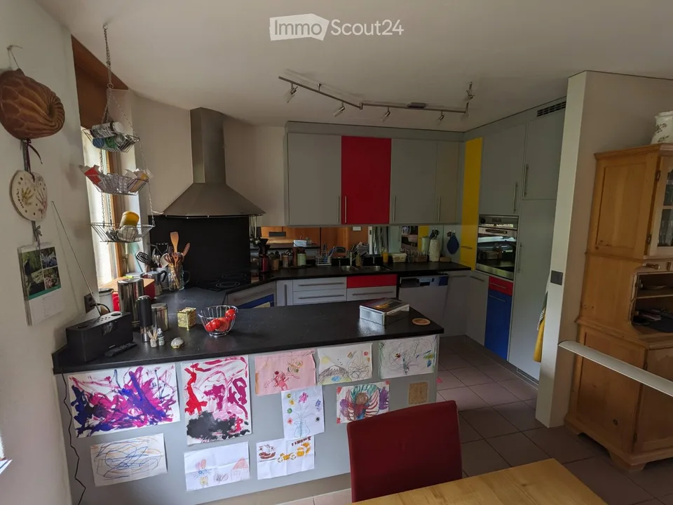 Maison en rangée de 5,5 pièces avec panorama alpin, jardin et véranda