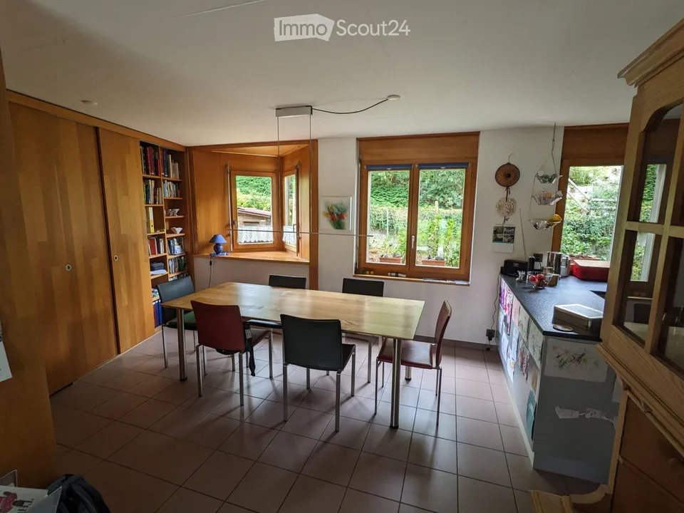 Maison en rangée de 5,5 pièces avec panorama alpin, jardin et véranda