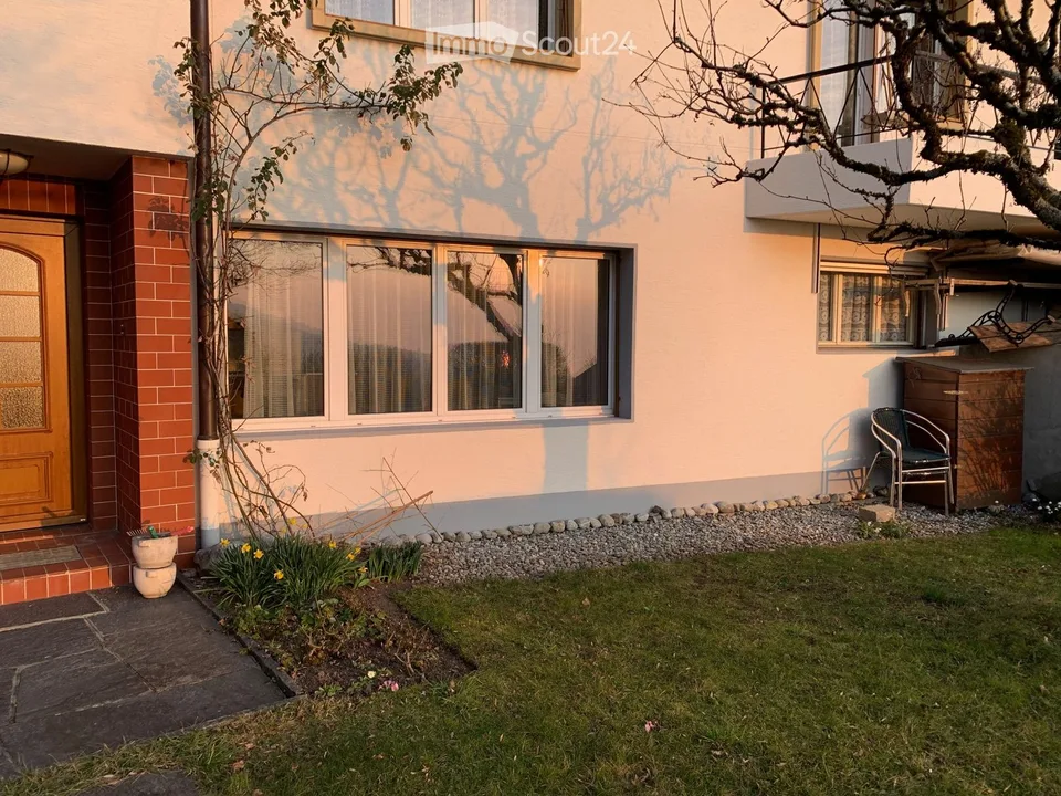 2 rooms, 42 m2, rent CHF 1100, charges included