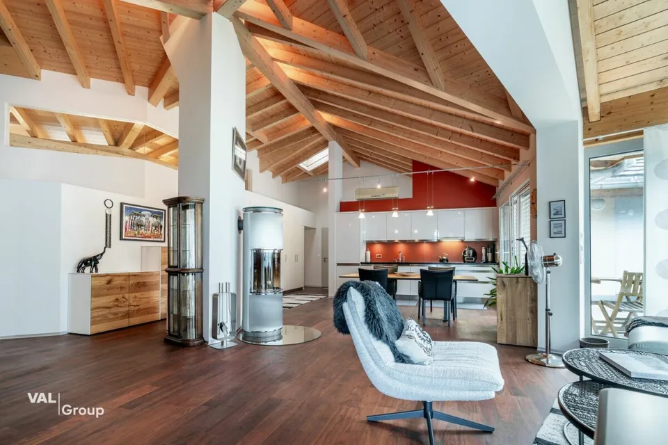 Appartamento attico esclusivo 4.5 locali con terrazza spaziosa e sauna a Visp