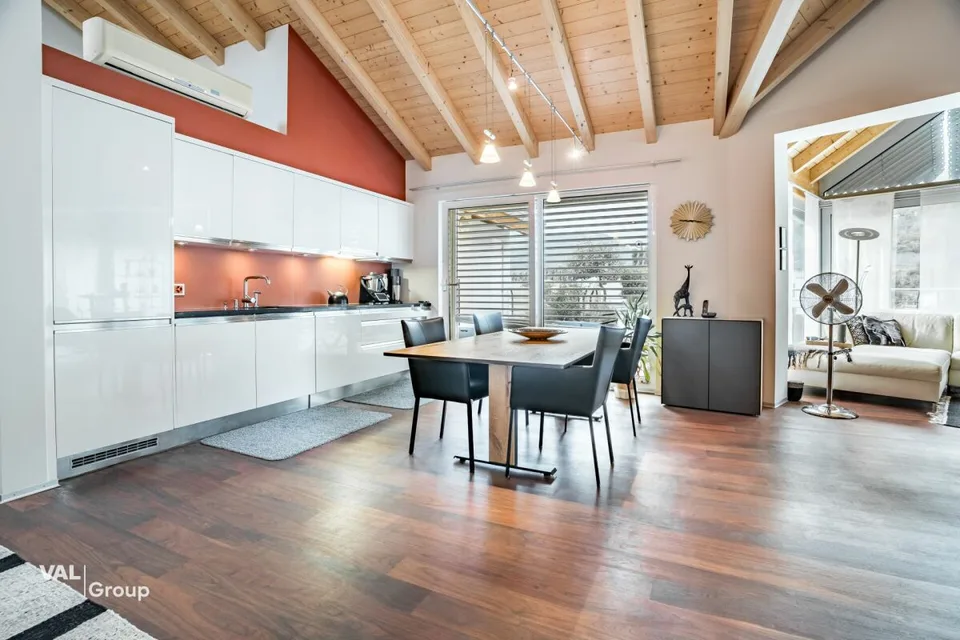 Appartamento attico esclusivo 4.5 locali con terrazza spaziosa e sauna a Visp