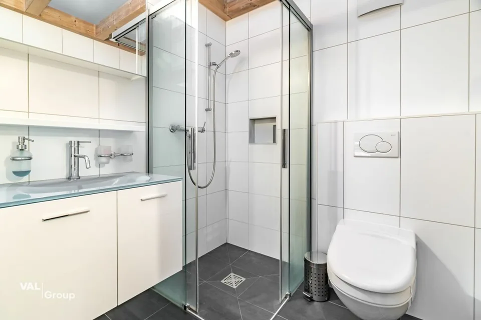 Appartamento attico esclusivo 4.5 locali con terrazza spaziosa e sauna a Visp
